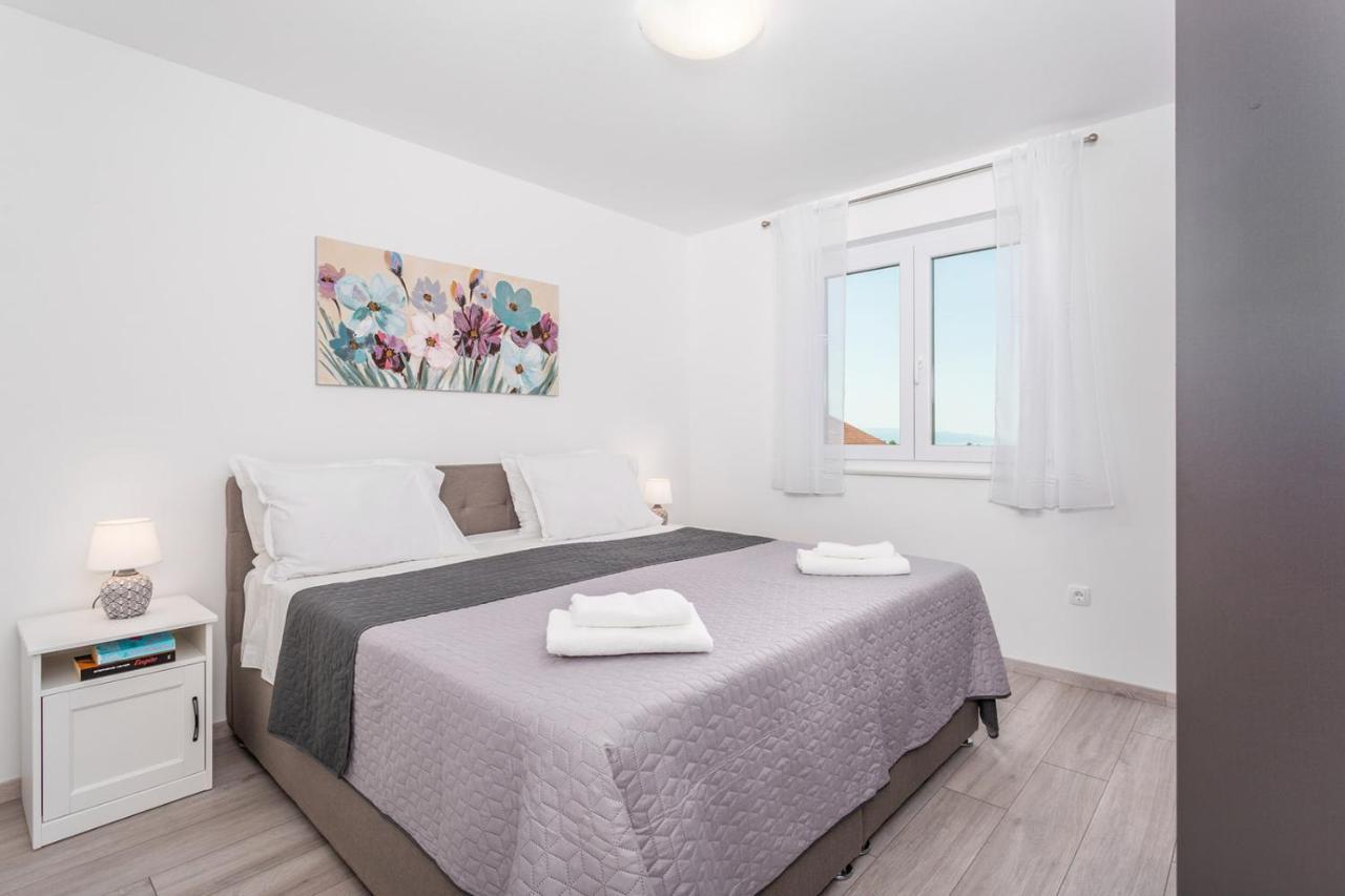 Kvarner Bay - Apartments 2 & 4 Rijeka Exterior foto